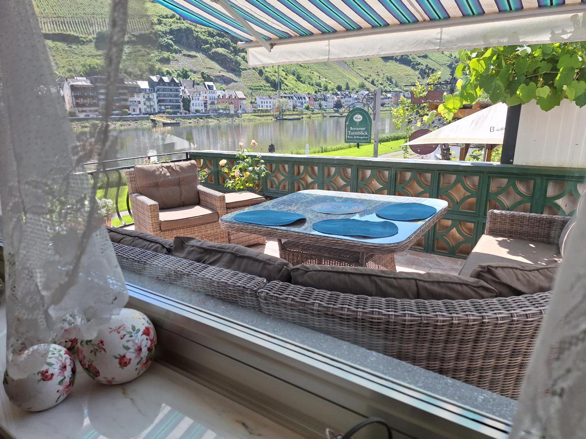 "Ferienhaus An Der Mosel" เซลล์อันแดร์โมเซล ภายนอก รูปภาพ